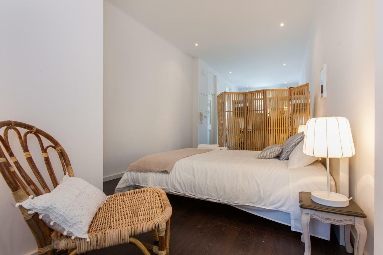 Typical Light Filled Graca Apt W Ac, By Timecooler Lisbon Exterior photo